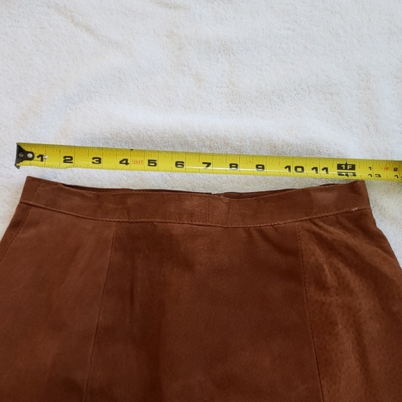 Cocoa colored suede skirt - Picture 4 of 5
